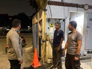 Bripda Kriswandha Sambang Ke Pos Kamling