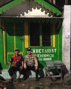 Patroli Dialogis Anggota Patroli Polsek Johar Baru Sambang Ke Pos Sekretariat RT, RW 01 Johar Baru.