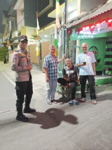 Interaksi dan Komunikasi Sosial Bhabinkamtibmas Kampung Rawa Dengan Warga