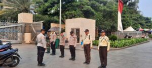 Polsek Sawah Besar Melakukan Antisipasi Parkir Liar bersama Tiga Pilar.