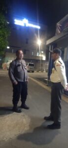 Patroli Unit Sabhara Polsek Metro Tanah Abang Patroli Dialogis Dini Hari Sepanjang Jalan KH Mas Mansyur Dan Strong Point Di RSUD Tanah Abang