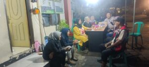 Sambangi Poskamling RT 09 RW 09 Kelurahan Petamburan, Aipda Ginanjar Bersama Ketua RW, LMK Dan Ketua RT