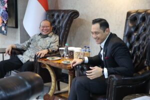 Jadi Narasumber Utama Disertasi Doktor, AHY Puji Pemikiran Fundamental Ketua DPD RI
