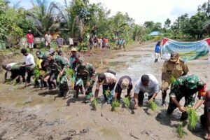 Satgas Yonif 503 Kostrad Hadiri Ketahanan Pangan Bersama Forkopimda Kabupaten Nduga