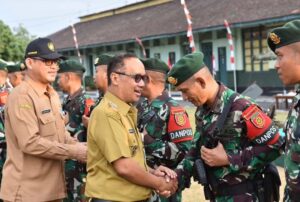 Yonarmed 11 Kostrad Gelar Upacara Pengantaran Satgas Pamtas RI-Malaysia