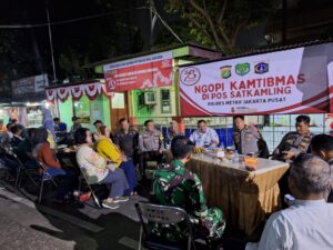 Bersama Kapolsek Metro Tanah Abang “Ngopi Kamtibmas” Bersama Warga RW 02 Kelurahan Gelora