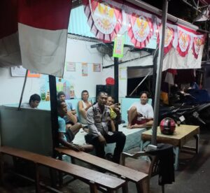 Bhabinkamtibmas Kelurahan Kwitang melaksanakan kegiatan Sambang dan Patroli Dialogis