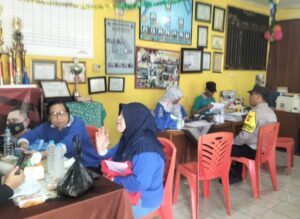 Bhabinkamtibmas Johar Baru Monitoring Kegiatan Jumantik