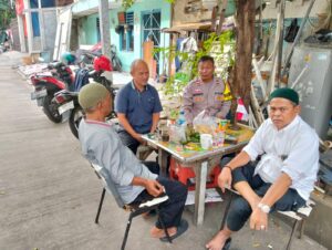 Patroli Wilayah dan Cooling System Wilayah Oleh Bhabinkamtibmas Kelurahan Cideng