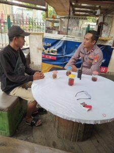 Patroli Samapta 1011 Sambang Wilayah Jaga Keamanan Warga Kelurahan Gambir