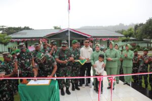 Kunjungan Kerja Danrem 151/Binaiya ke Kodim 1502/Masohi dilanjutkan Peresmian Monumen Bagimu Negeri Jiwa Raga Kami