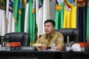 Plt. Sekjen Kemendagri Minta Pemda Perhatikan Kenaikan Harga Jelang HUT ke-79 Kemerdekaan RI