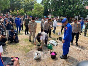 Wakapolda Metro Jaya Lakukan Sambang Nusa Presisi Di Pulau Pramuka