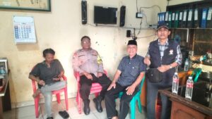Bhabinkamtibmas Johar Baru Sambang Dialogis Ke Pos RW 06 Kelurahan Johar Baru
