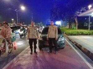 Patroli 1053 Polsek Metro Tanah Abang Patroli Malam Hari Dan Strong Point’ Jalan Jenderal Sudirman