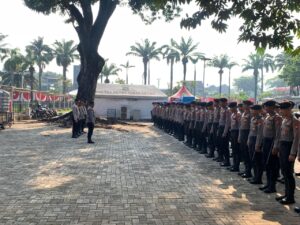 Pengamanan Unjuk Rasa Elemen Koalisi Sipil Untuk UU PPRT Di Gedung DPR RI