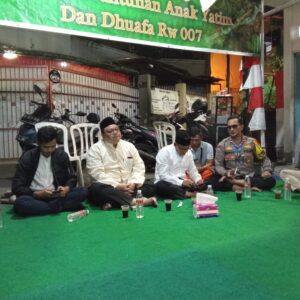 Bhabinkamtibmas Kampung Rawa Bersama Tiga Pilar Menghadiri Santunan Anak Yatim Dan Tasyakuran