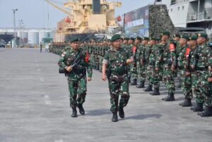 Upacara Pemberangkatan Yonarmed 11 Kostrad ke Perbatasan RI-Malaysia