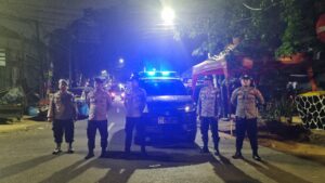 Polsek Johar Baru Gelar Patroli Cipta Kondisi, Antisipasi Gangguan Kamtibmas dan Titik-titik Rawan Tawuran Di Wilayah Hukum Polsek Johar Baru
