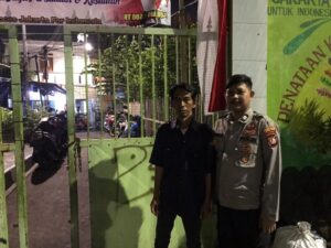 Patroli Dialogis Anggota Patroli Polsek Johar Baru Berikan Imbauan Kepada Warga