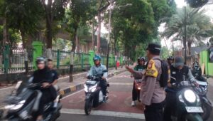 Patroli Dialogis Siswa-siswi SDN Gondangdia 03 Pagi Masuk Sekolah