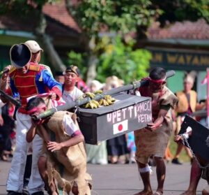 Totalitas Ksatria Tri Dharma Pada Semarak HUT Ke-79 RI, Gelar Festival Kemerdekaan dan Drama Kolosal