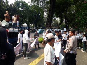 Kanit Samapta Polsek Metro Gambir, Kawal Aksi Unjuk Rasa di Kementerian BUMN