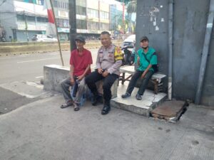 Cegah Gangguan Kamtibmas, Binmas Duri Pulo Laksanakan Patroli dan Sambang Warga