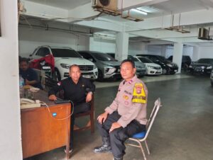 Sambang Perkantoran, Bhabinkamtibmas Cideng Jalin Sinergitas Dengan Satuan Pengamanan