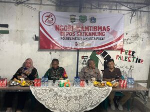 Ngopi Kamtibmas Polsek Metro Menteng Bersama Tiga Pilar RW. 06 Kelurahan Menteng