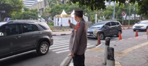 Rawan Kejahatan Jalanan, Kapolsubsektor Sarinah Laksanakan Pemantauan Lalu Lintasan Simpang Jalan Sunda