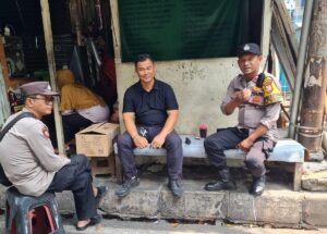 Pemantauan dan Pengamanan Kantor LBH oleh Personil Gabungan Polsek Metro Menteng
