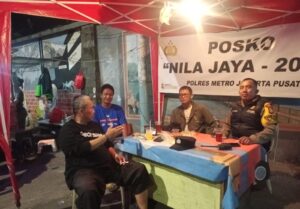 Bhabinkamtibmas berikan Himbauan kepada Tokoh Masyarakat Wilayah Kebon Sirih