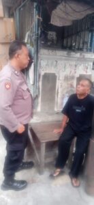 Patroli Sore Hari Polsek Metro Tanah Abang Dan Sambangi Warga Berikan Imbauan Kamtibmas