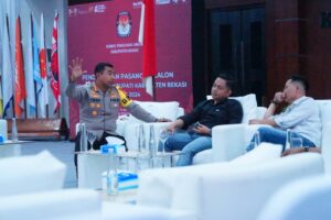 Kunjungi Kantor KPU Kabupaten Bekasi, Kapolres Metro Bekasi Pastikan Pilkada Aman dan Damai