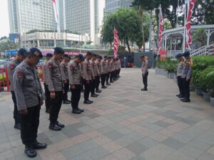Kapolsubsektor Thamrin Pimpin Apel Pengamanan Antisipasi Aksi Unjuk Rasa di Depan Polsubsektor Thamrin Menteng Jakarta Pusat