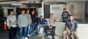 Aiptu Deny Sukmo.P Sambangi Security Mall Thamrin City Berikan Imbauan Kamtibmas