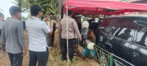 Tiga Pilar Petamburan Melaksanakan Penertiban Bangunan Liar dan PKL di Sepanjang Taman Jati Petamburan RW 01