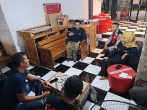 Jaga Kondufitas Polsek Pabuaran Sambangi Panwascam Pabuaran Ajak Jaga Kamtibmas