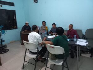 Kapolsubsektor Kayu Awet Patroli Dialogis dan Sambang Ke Pos Sekretariat RW 06 Johar Baru
