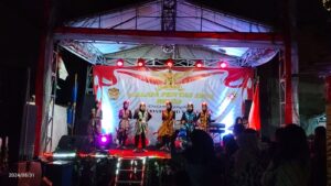Bhabinkamtibmas Kelurahan Menteng Monitoring Kegiatan Malam Pentas Seni Rw 008 Memperingati HUT RI ke 79 Menteng Jakpus