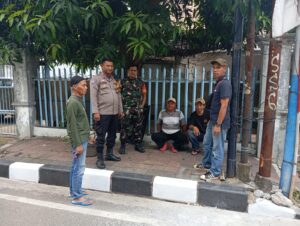 Binmas Kelurahan Pegangsaan Giat Patroli dan Sambang Dialogis Dalam Rangka Colling System Menteng Jakpus