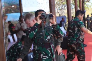 Pangdivif 2 Kostrad Turut Dampingi Panglima TNI Dalam Peninjauan Latgabma Super Garuda Shield 2024