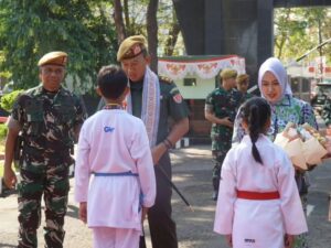 Tingkatkan Motivasi, Danpussenarmed Kunjungi Markas Petarung Tamarunang