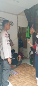 Bhabinkamtibmas Kelurahan Utan Panjang Berikut Melakukan Kegiatan Patroli Dialogis