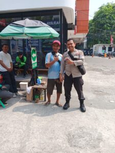 Patko 1042 Polsek Metro Menteng Aipda H. Adhy Sambang dan Patroli Dialogis
