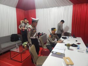 Kompol II Sutasman S.H , M.H Pengecekan Hotel Mandarin Oriental Dalam Rangka Kesiapsiagaan Pospam Tribrata Jaya 2024