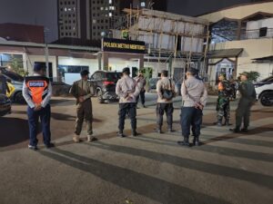 Iptu Aang Suryana Pimpin Pelaksanaan Patroli Cipta Kondisi, Polsek Metro Menteng Mengantisipasi Gangguan Kamtibmas dan Rawan Tawuran Di Wilayah Hukum Polsek Metro Menteng