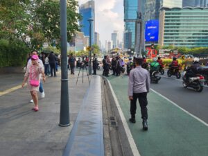 Iptu Aang Suryana Kapolsubsektor Thamrin Polsek Metro Menteng Melaksanakan Pengamanan Perjalanan Bapa Suci Paus Fransiskus, Menteng Jakarta Pusat