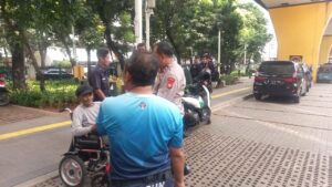 Aiptu Ali Imran Berikan Imbauan Humanis Juru Parkir Stasiun Cutmutia